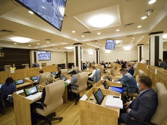 Депутаты приняли бюджет Екатеринбурга с расходами на 58 миллиардов