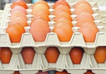 21 декабря на прямой линии Вячеславу Гладкову пожаловались на "бешеные" цены на яйца на Центральном рынке в Белгороде, да и в магазинах региона