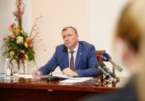 Глава города Алексей Орлов – об экономической ситуации, борьбе за чистоту и строительстве