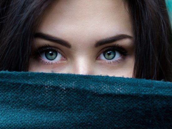 Психолог рассказала, как определить характер человека по цвету глаз