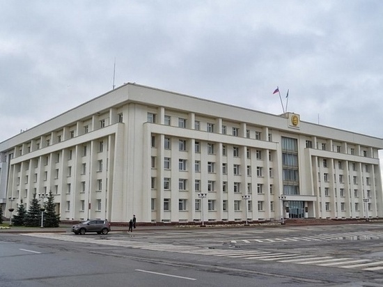 Назаров пообещал уволить чиновников из минстроя и управления капстроительства