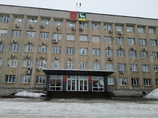 Силовики посетили администрацию Бузулукского района