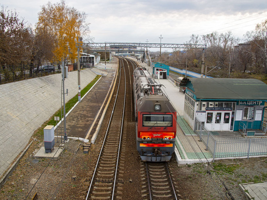 Два человека за сутки пострадали после наезда поезда в Новосибирске