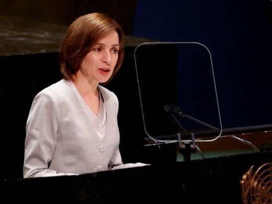 Президент Молдавии заявила о поддержании диалога с Россией на разных уровнях