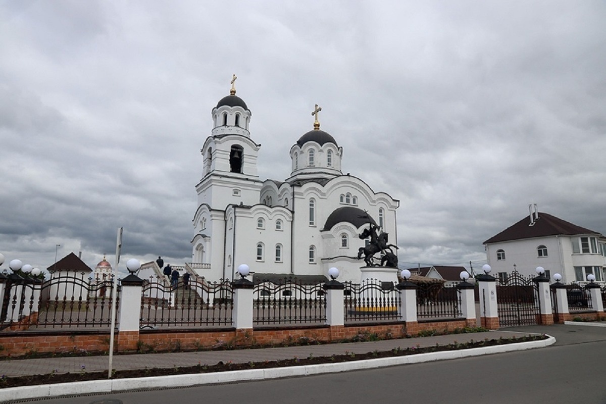 Туристов приглашают в Далматовский монастырь и курганский Стоунхендж - МК  Екатеринбург