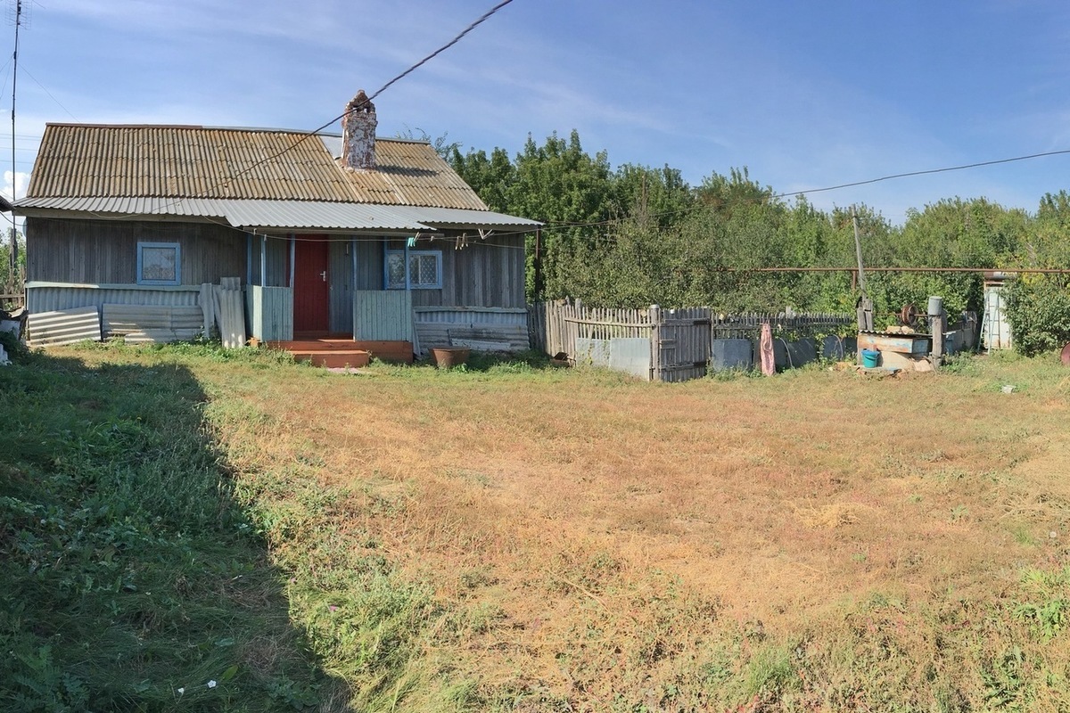 Село саратовка. Александровка Саратовская область Марксовский район. Село в России. Деревня Саратовка. Деревня Ивановка Саратовская область.