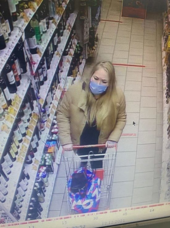 Костромская полиция разыскивает даму, охочую до дармового кофию