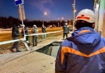 В Екатеринбурге ночью 24 декабря в районе дома №31 на улице Вильгельма де Геннина произошел прорыв на магистральных сетях холодного водоснабжения
