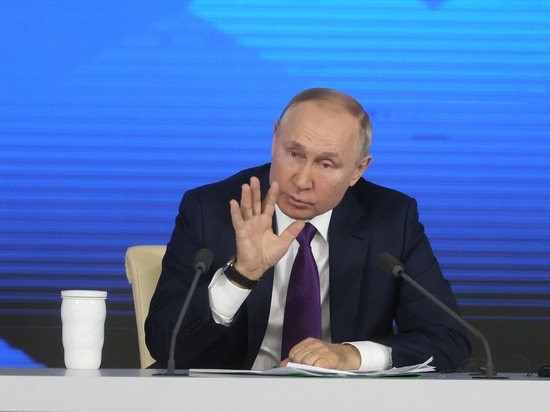 Политолог разобрал тезисы Путина по Украине