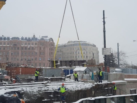 Стали известны подробности капремонта Биржевого моста через Малую Неву
