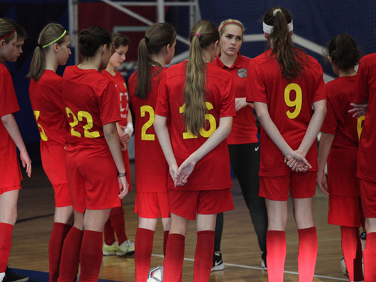 Молодежная женская футбольная команда &#34;Арсенал&#34; показала первый результат