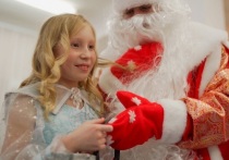 Сотрудники предприятий УГМК приняли участие в благотворительной акции «Новогоднее чудо», исполнив желания 752 детей