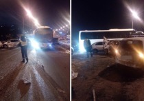 Вчера, 24 декабря на улице Балтийской в Томске произошла массовая авария: столкнулись сразу пять автомобилей.