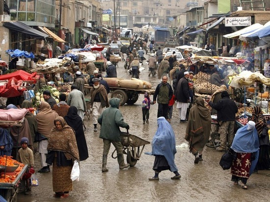 В Афганистане водителям запретили возить женщин без хиджаба