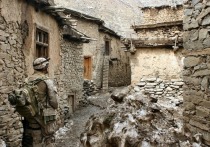 Газета Independent сообщает, что пришедшие к власти в Афганистане талибы (запрещенная в России организация) открыли охоту на жителей страны, помогавших британским войскам