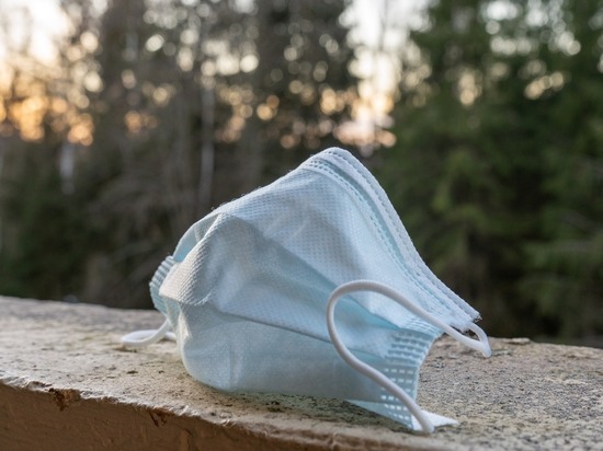 За сутки жертвами COVID-19 в ЛНР стали три человека