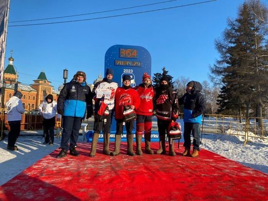 Омский турнир по хоккею на валенках выиграли «Медведи»