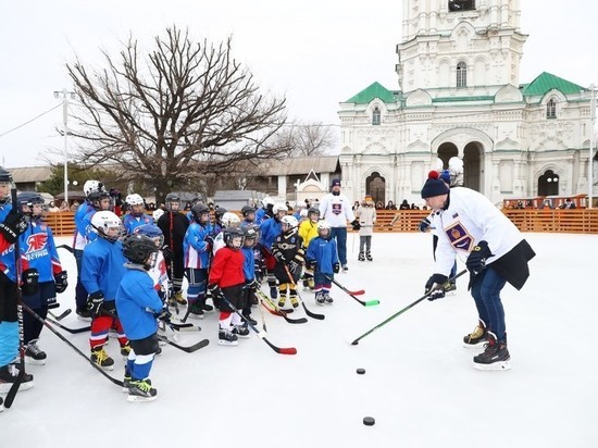 Чемпион мира по хоккею Алексей Яшин провёл мастер-класс для детей