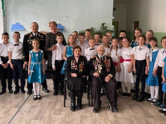 Концерт для ветеранов прошел во Владивостоке
