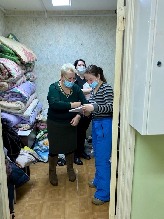 В Муравленко запустили сбор вещей для погорельцев из общежития на Губкина