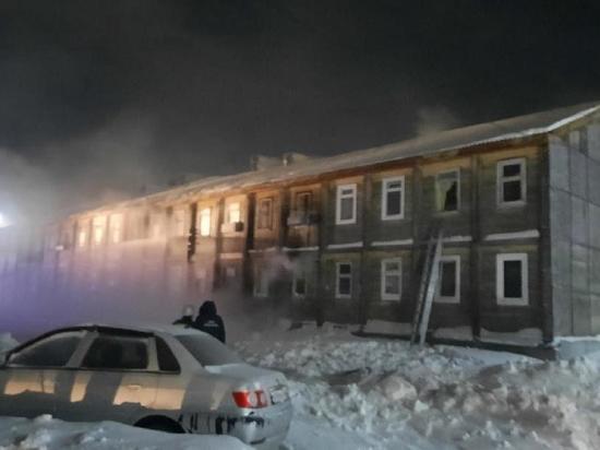 Дом был аварийным: смертельным пожаром в общежитии Муравленко заинтересовалась прокуратура