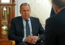 Министр иностранных дел Сергей Лавров заявил, что Россия не может вступить в НАТО