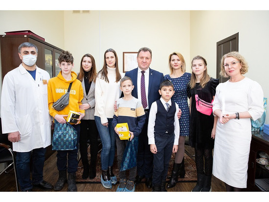 Ставропольские ребята с сахарным диабетом получили «контролеров глюкозы»