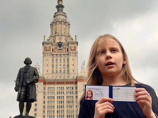 Отца девятилетней студентки Алисы Тепляковой разозлил вопрос о следующем экзамене