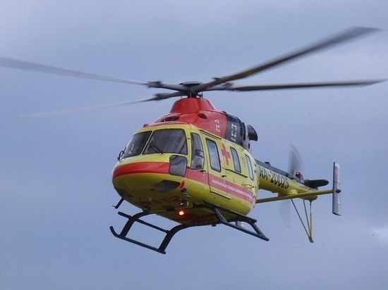 В Кировской области спасли жительницу Опарино при помощи санавиации