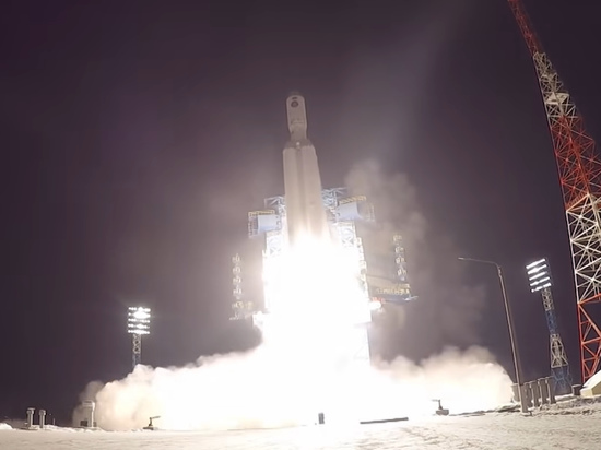 В России осуществили третий испытательный пуск тяжелой ракеты "Ангара"