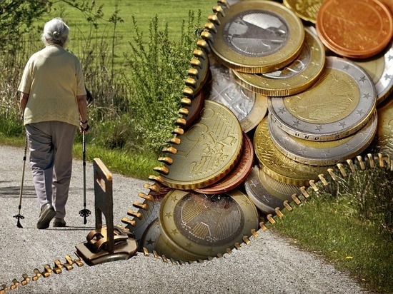 Германия: Треть дохода пенсионеры тратят на аренду жилья