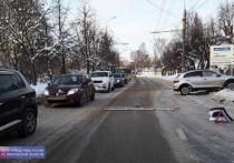 За сутки в Ивановской области произошли две аварии с участием легковых автомобилей