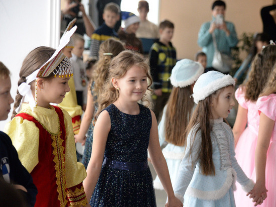 Детям военнослужащих госпиталя Росгвардии организовали «елку» в Пятигорске