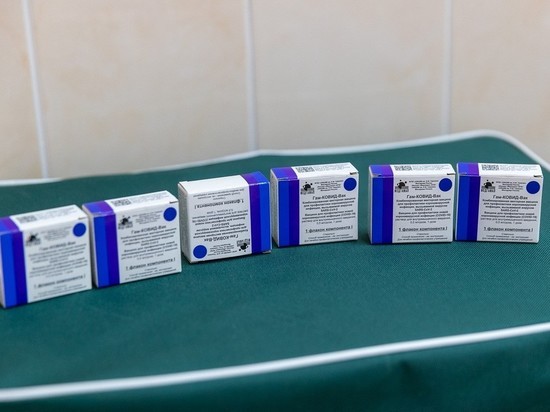 Почти 45 тысяч доз вакцины от коронавируса в Псковской области пришло в негодность