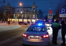 28 декабря около 15 часов 40 минут возле дома №32а на улице Пушкина в Томске под колеса автомобиля попала 12-летняя школьница.
