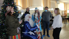 Полиция Приморья подарила воспитанникам детских домов новогоднюю сказку