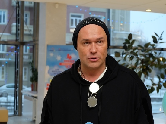 Максим Аверин нагрубил журналистам на премьере в Новосибирске
