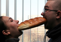 Врач-диетолог Татьяна Разумовская рассказала, в каких случаях лучше отказаться от употребления хлеба, либо сократить его потребление