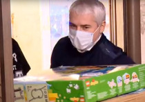 Романов стал помощником Деда Мороза и купил новогодние подарки особенным детям из Ноябрьска
