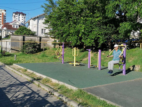Свыше 30 детских и спортивных площадок благоустроили в Центральном районе Сочи в 2021 году