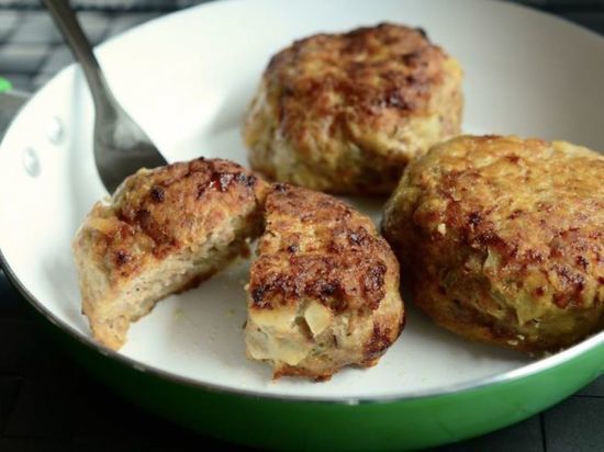 Можно ли в куриный фарш добавить черный хлеб: секрет, о котором не знают