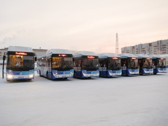 В Новом Уренгое на все маршруты вышли новые газомоторные автобусы