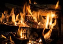 Вчера вечером, 29 декабря, в селе Бичура в Бурятии загорелся жилой дом