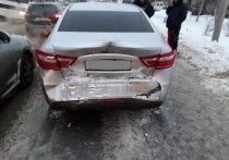 29 декабря в Белгороде на улице Серафимовича столкнулись "Газель" и два легковых авто