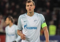 Нападающий петербургского футбольного клуба "Зенит" Артем Дзюба отклонил предложение руководства о продлении контракта