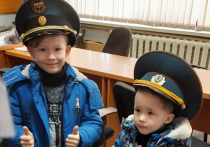Мальчику Ване Фокину, которого спустя сутки, 1 января 2019 года, нашли под завалами разрушенного взрывом дома в Магнитогорске, исполнилось 3 года и 10 месяцев