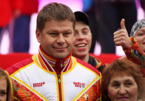Спортивный комментатор Дмитрий Губерниев рассказал, как ему приходилось отмечать Новый год в детстве
