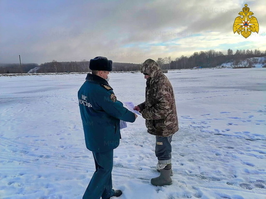 1 января патрули МЧС вышли в рейды по водным объектам Смоленской области