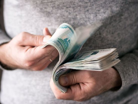 Пенсионерка из Петербурга перевела мошенникам почти 1,5 миллиона рублей