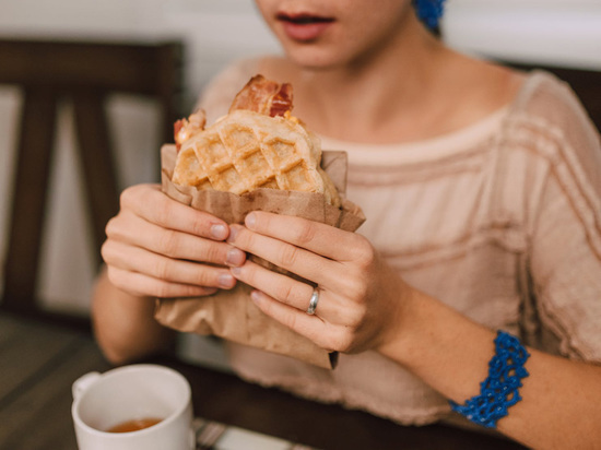 Названы четыре правила завтрака, убирающие "плохой" холестерин